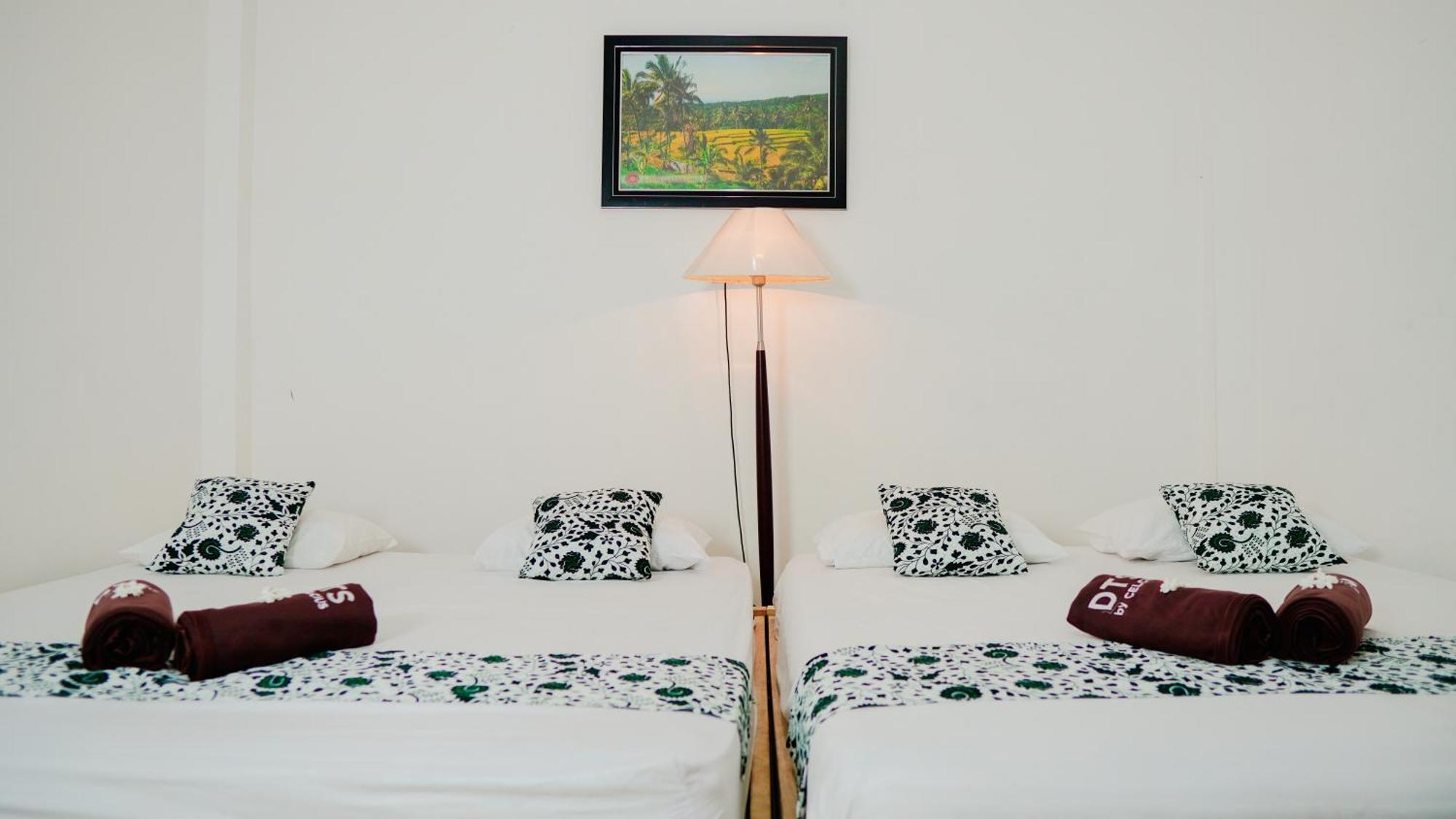 Dormitory Tourism Sritanjung Banyuwangi By Gajahsora Management Exterior foto