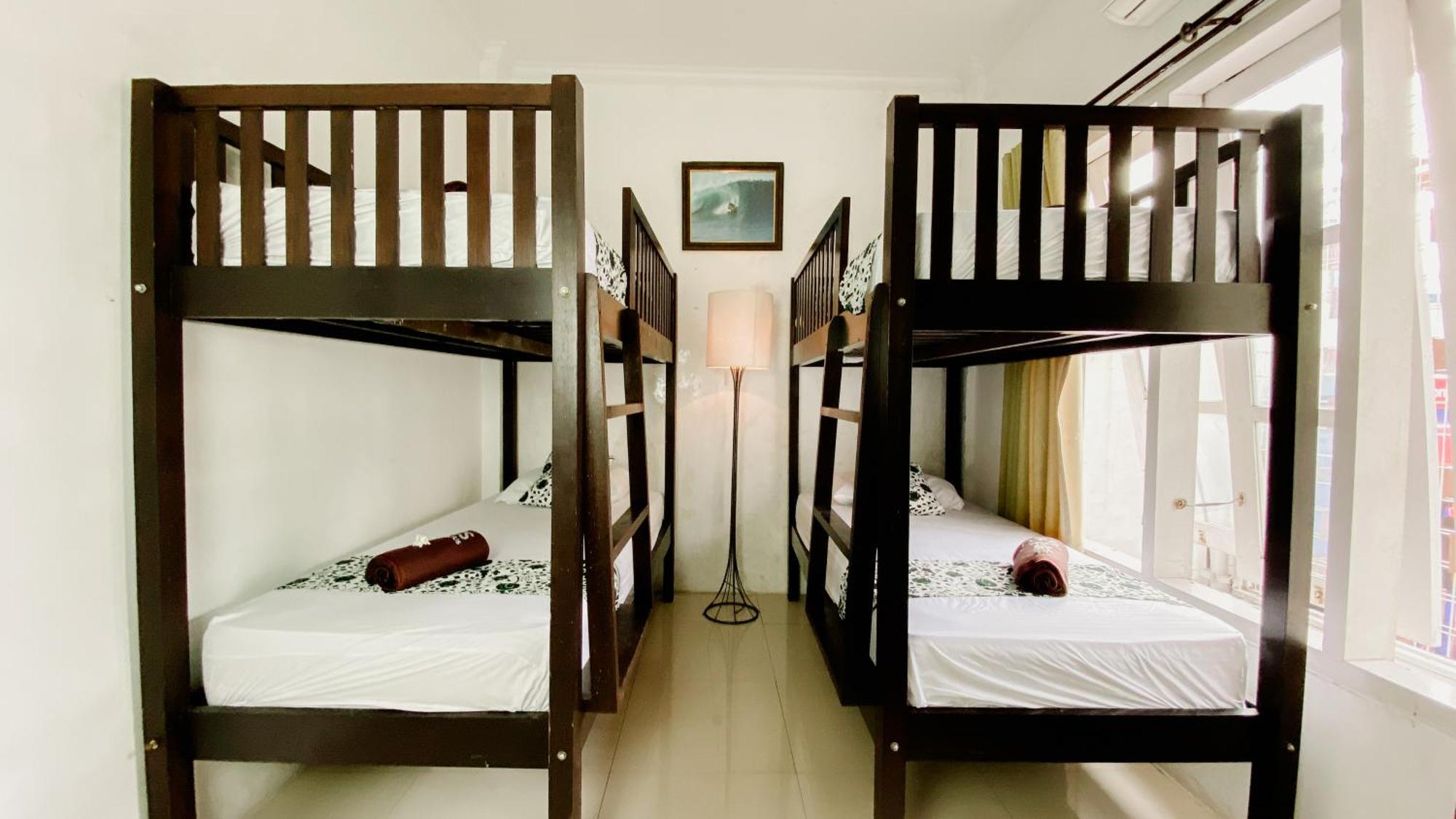 Dormitory Tourism Sritanjung Banyuwangi By Gajahsora Management Exterior foto